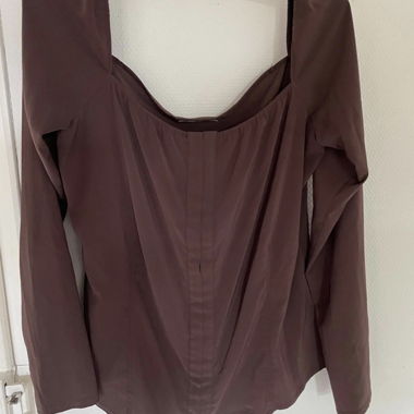T-shirt brun à manches longues taille M