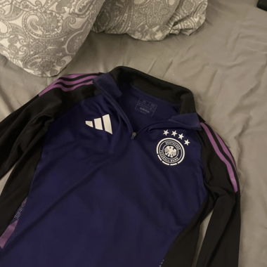 Deutsches Fussball-Trainingsoberteil
