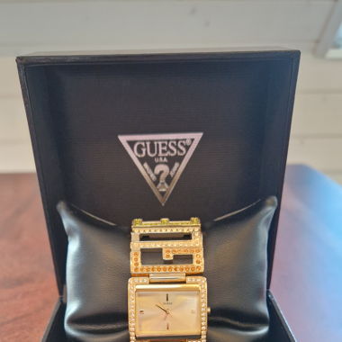 Montre GUESS