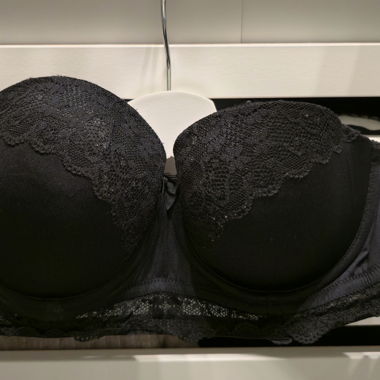 Marie Meili trägerloser BH 80C schwarz