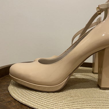 Cream Pumps