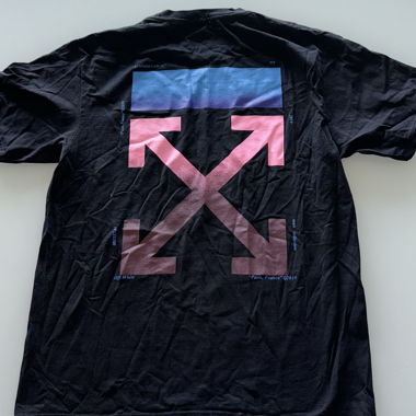 Off-White T-shirt