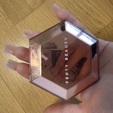 Fenty Diamond Bomb Rose, ravé, used twice