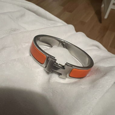 Hermès orange bracelet