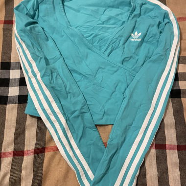 Lagarm adidas