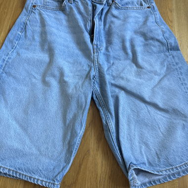 Kurze jeanshosen