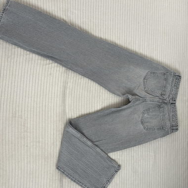 Hellgraue Jeans