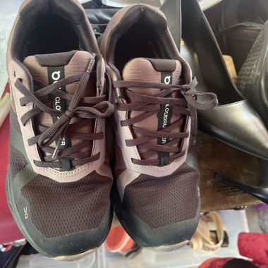 Chaussures On Running violettes
