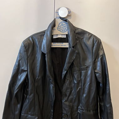 Bershka Kunstlederblazer