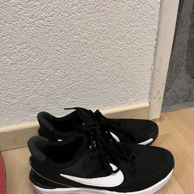Nike Schuhe