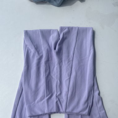 Pantalon patte d’éléphant violet 
