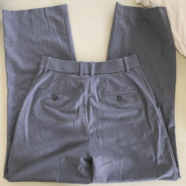 UNIQLO grey suit trousers XS