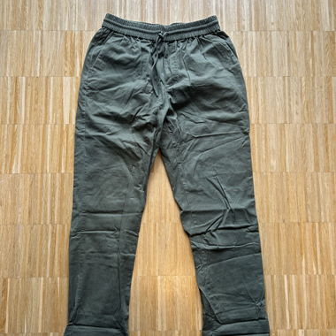 Revolution olive casual pants XL