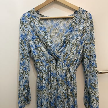 Kleid