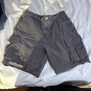 Pantaloncini cargo grigi