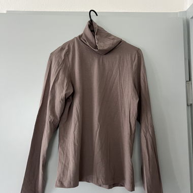 Long-Sleeve Top