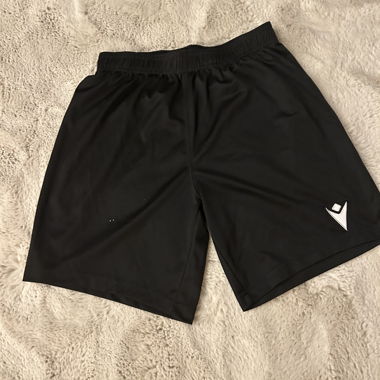 Pantaloncini sportivi neri di Macron