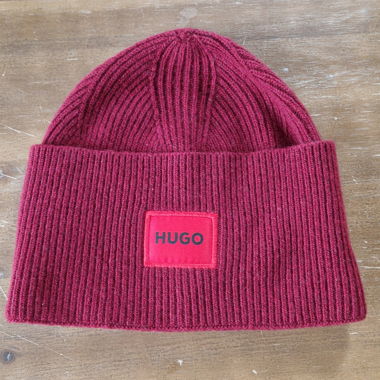 HUGO BOSS Bonnet bordeaux (neuf)