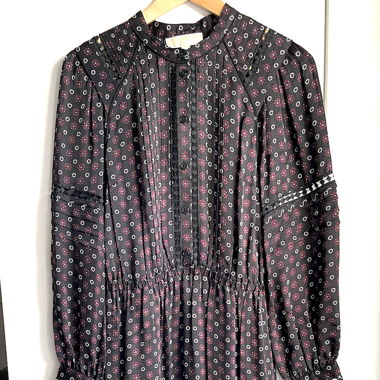 Schwarzes Kleid mit floralem Muster von Michael Kors