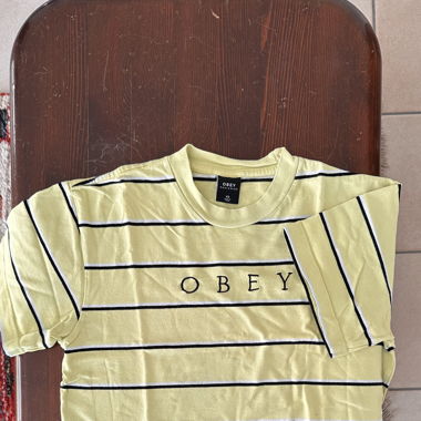 T-shirt  OBEY XS