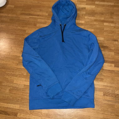 blauer hoodie