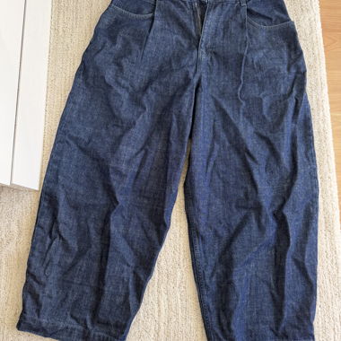Pantaloni in denim ampi Barrel leg Asos design