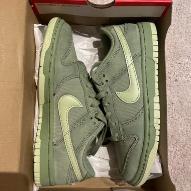 Nike dunk low retro premium oil green olive aura