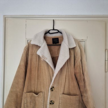 Cordjacke mit Teddykragen COTTON ON, Grösse 36/38
