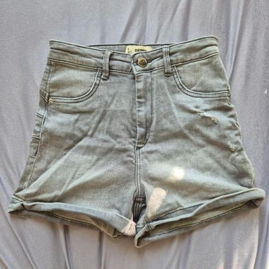 Kurze Hose 