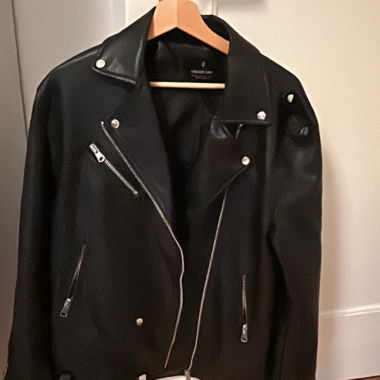 Veste en cuir Stradivarius