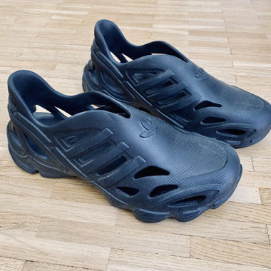 Scarpe Adidas nere