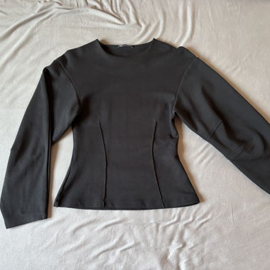 Zara Langarm-Top in Schwarz