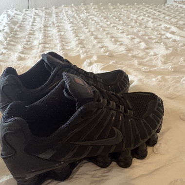 nike shox schwarz