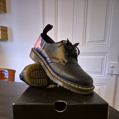Dr. Martens Black Sabbath