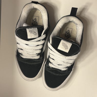 Vans Knu Skool