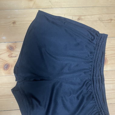 Kurze Nike Hose