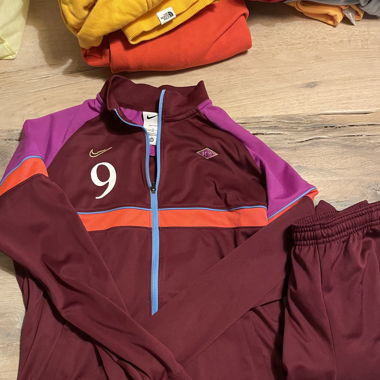 Ensemble foot nike
