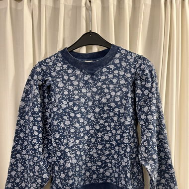 Sweatshirt à fleurs