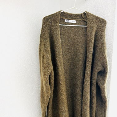 Strickjacke von ZARA