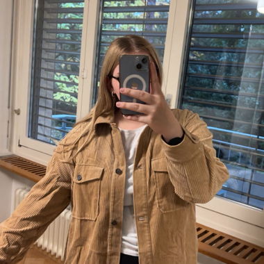 veste en velours côtelé marron clair