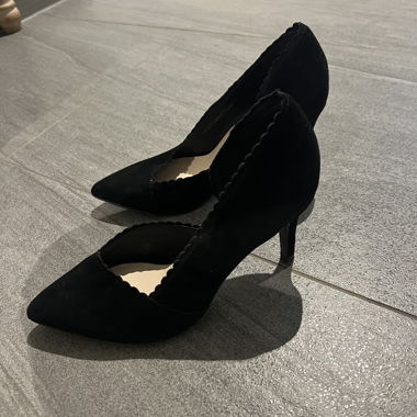 Escarpins noirs à talons hauts (cuir véritable)