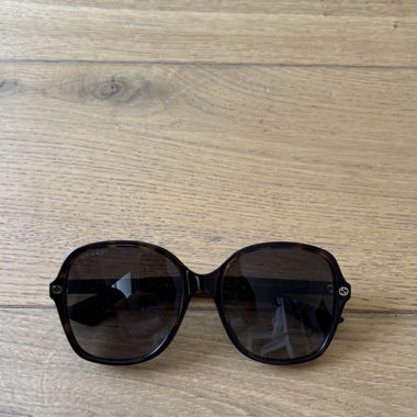 Lunettes de soleil Gucci