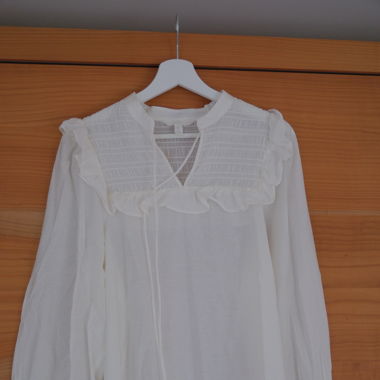 Weisse Bluse