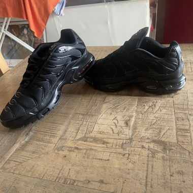 Black TN new size 44