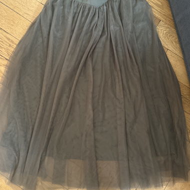 Maxi Rock, mesh in olivegrün 