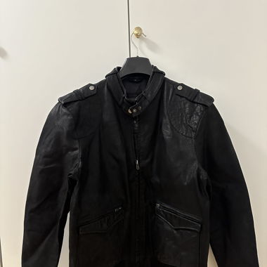 Schwarze Jacke
