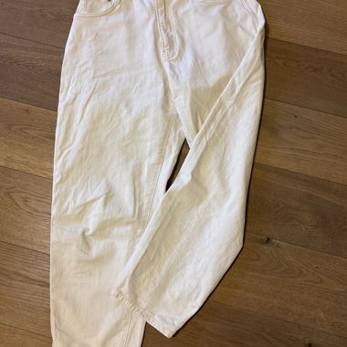 White Jeans