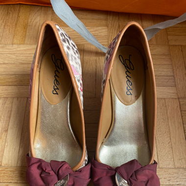 Guess Schuh