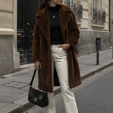 Manteau en fausse fourrure marron