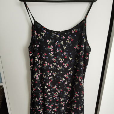 Kleid mit Blumenmuster 